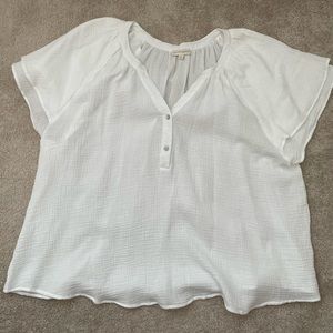 Cynthia Rowley White Top. Perfect to be cool and stylish!